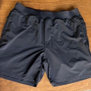 Men’s Black Fabletics Shorts EUC